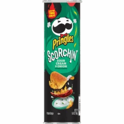 Pringles Scorchin' Sour Cream & Onion - 5.5oz (158g)