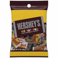 Hershey's Miniatures Peg Bag - 4.8oz (136g)